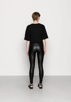 Even&Odd Wet Look Leggings - Leggings - Black -Even&Odd 0348da05446a457d881fe600798bd943