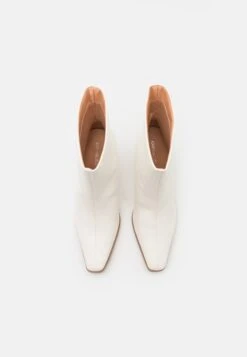 Even&Odd StivalettiWhite Donna Stivaletti EV411N0J3-A11 -Even&Odd 05bb962895b34a578fbf3ab6327060df