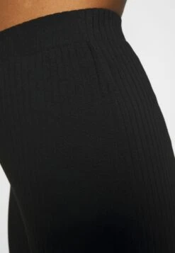 Even&Odd PantaloniBlack Donna Pantaloni EV421A092-Q11 -Even&Odd 093621ac771e4478bb773438324e703f