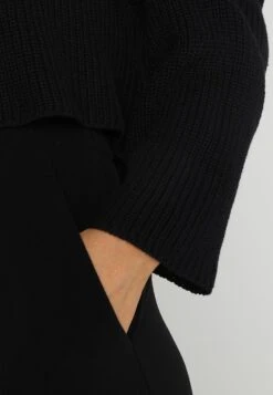 Even&Odd Cropped JumperMaglioneBlack Donna Maglieria EV421I09V-Q11 -Even&Odd 10716b29e3fd4dcd813ae28c5b6486e3