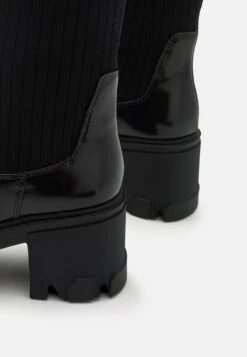 Even&Odd Stivali Con PlateauBlack Donna Stivali EV411A0XA-Q11 -Even&Odd 34bc61e55fd246b7a2adfc0afde601e2