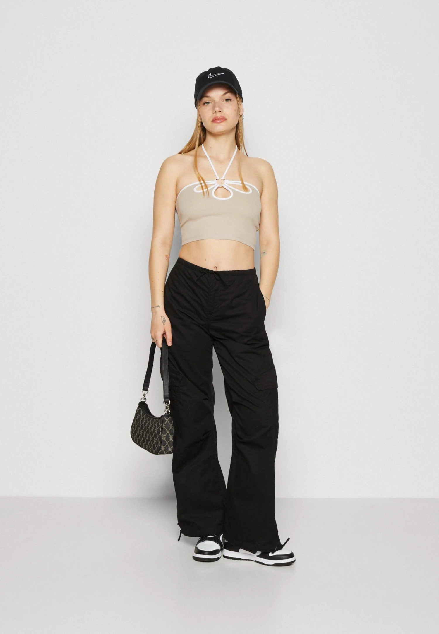 Even&Odd TopTaupe Donna T-shirt E Top EV421D24R-B11 4 Even&Odd TopTaupe Donna T-shirt E Top EV421D24R-B11 - immagine 2