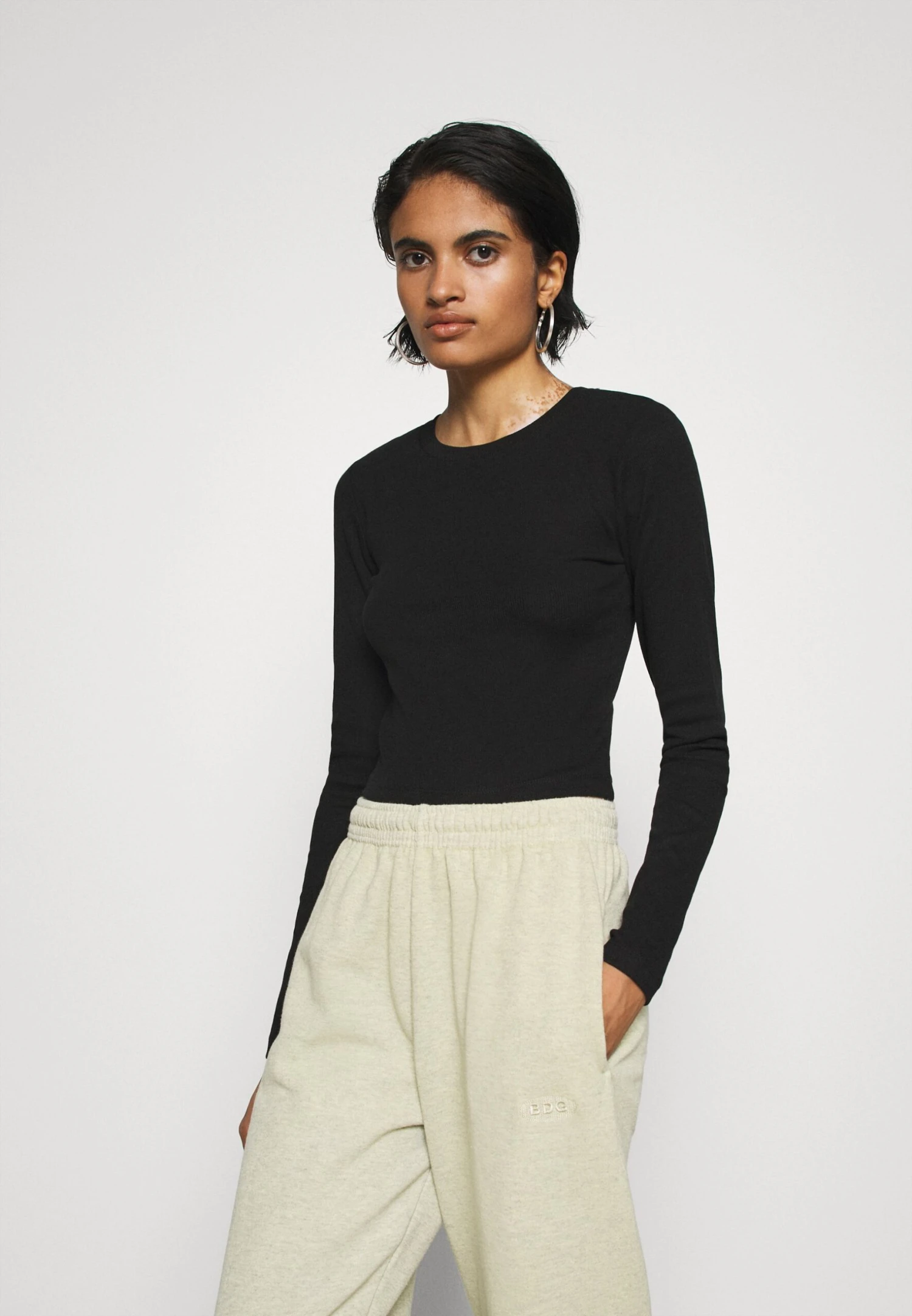 Even&Odd 3Er PackMaglietta A Manica LungaBlack/White/Light Grey Donna T-shirt E Top EV421D1HT-Q11 6 Even&Odd 3Er PackMaglietta A Manica LungaBlack/White/Light Grey Donna T-shirt E Top EV421D1HT-Q11 - immagine 4