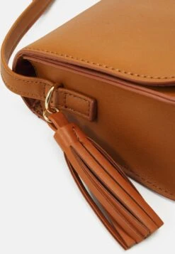 Even&Odd Borsa A TracollaCognac Donna Borse EV451H0ZX-O11 9 Even&Odd Borsa A TracollaCognac Donna Borse EV451H0ZX-O11 -Even&Odd 4fb4eaf20c864c2cacfe5c5938b6f1bb