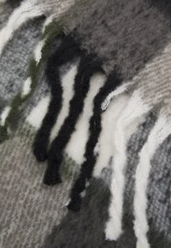 Even&Odd SciarpaBlack/White Donna Sciarpe EV451G0A3-Q11 -Even&Odd 50992b094cfa45bf92c2ea47c70f26e1