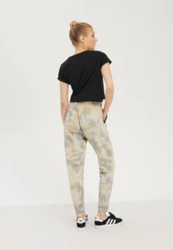 Even&Odd Pantaloni SportiviMulti-Coloured Donna Pantaloni EV421A0DC-T11 -Even&Odd 54f1fc2b51d24a309b9d3c5d3155fed7