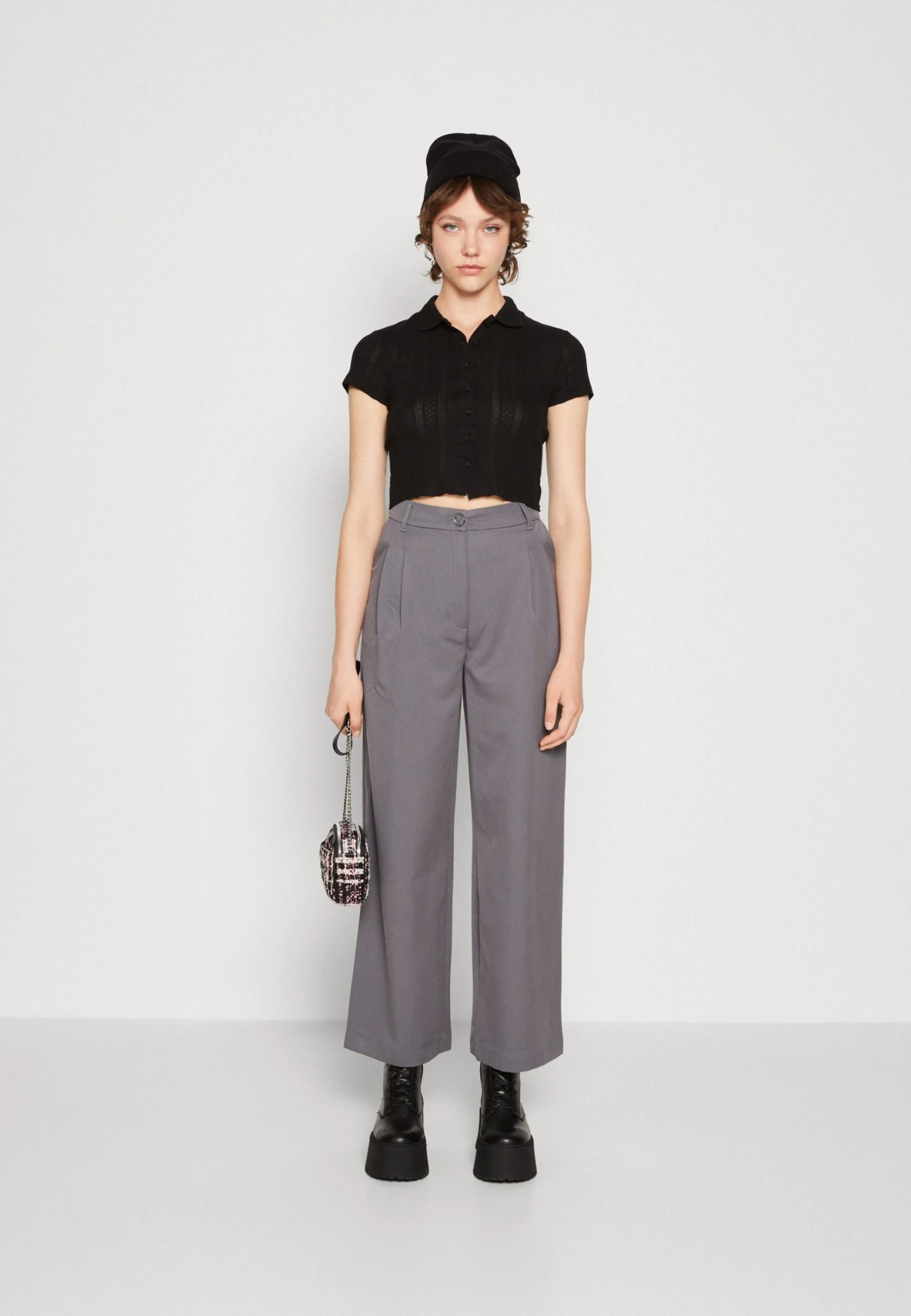 Even&Odd CamiciaBlack Donna Camicie E Bluse EV421D24H-Q11 4 Even&Odd CamiciaBlack Donna Camicie E Bluse EV421D24H-Q11 - immagine 2