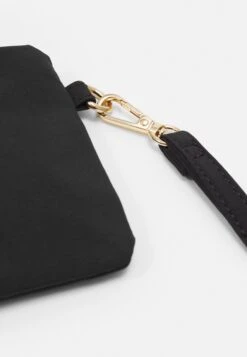 Even&Odd PortafoglioBlack Donna Portafogli E Portachiavi EV451F04J-Q11 -Even&Odd 5b43880c236440fe9d87fd6582c0e658