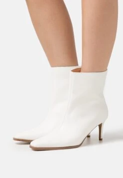 Even&Odd StivalettiWhite Donna Stivaletti EV411N0J3-A11