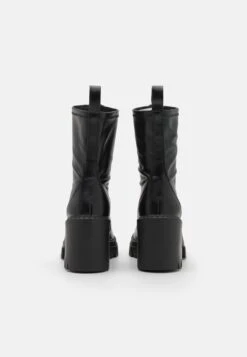 Even&Odd Stivaletti Con PlateauBlack Donna Stivaletti EV411N0IT-Q11 11 Even&Odd Stivaletti Con PlateauBlack Donna Stivaletti EV411N0IT-Q11 -Even&Odd 796bd76d898340c9a2430b1b6b878911