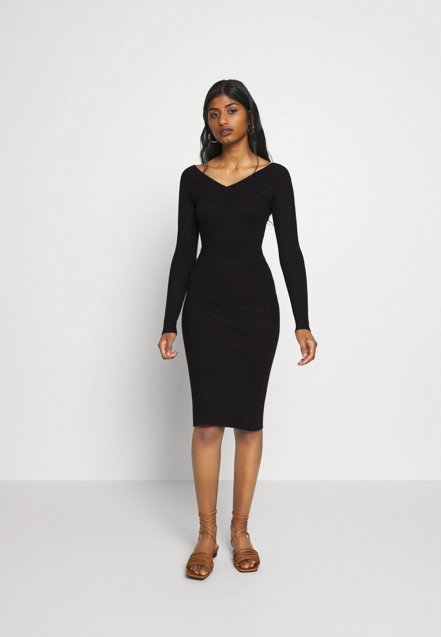 V Ausschnitt Ripp Mini Bodycon StrickkleidTubinoBlack Donna Vestiti EVF21C01P-Q11 3 V Ausschnitt Ripp Mini Bodycon StrickkleidTubinoBlack Donna Vestiti EVF21C01P-Q11