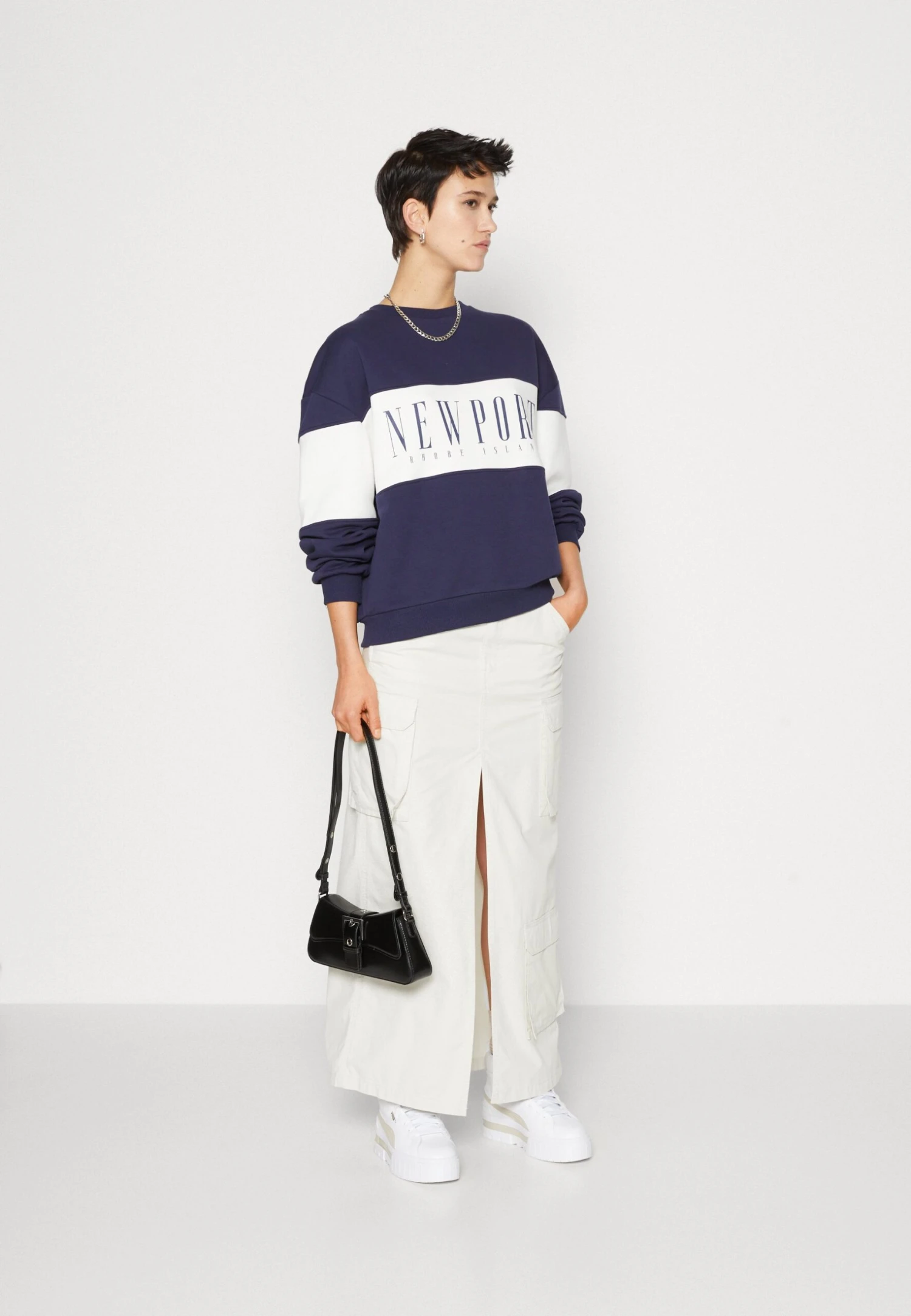 Even&Odd FelpaDark Blue/White Donna Felpe EV421J0DQ-K11 4 Even&Odd FelpaDark Blue/White Donna Felpe EV421J0DQ-K11 - immagine 2