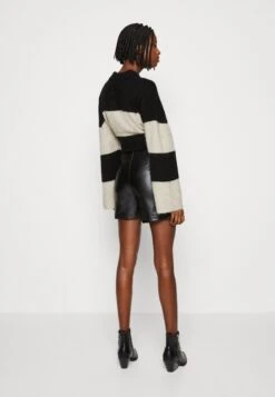 Even&Odd ShortsBlack Donna Gonne EV421B0BJ-Q11 -Even&Odd 851e1064646c4471a74e469663a48fb2