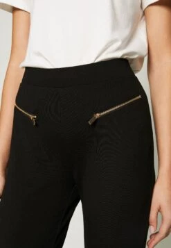 Even&Odd Zip Punto LeggingsLeggingsBlack Donna Pantaloni EV421A07Z-Q11 11 Even&Odd Zip Punto LeggingsLeggingsBlack Donna Pantaloni EV421A07Z-Q11 -Even&Odd 87885e74dba1482d9a1a1f492b4c0d42