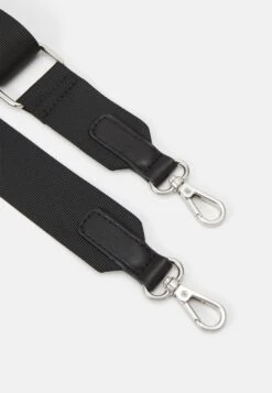 Even&Odd Borsa A TracollaBlack Donna Borse EV451H151-Q11 10 Even&Odd Borsa A TracollaBlack Donna Borse EV451H151-Q11 -Even&Odd 8f91ee98b41d41f9a2924bdd212ef49c