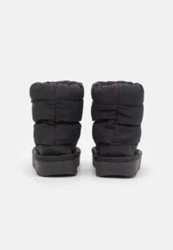 Even&Odd Stivaletti Con PlateauBlack Donna Stivaletti EV411X026-Q11 -Even&Odd 9bfda402de704a78b00bc1cd96734ec4