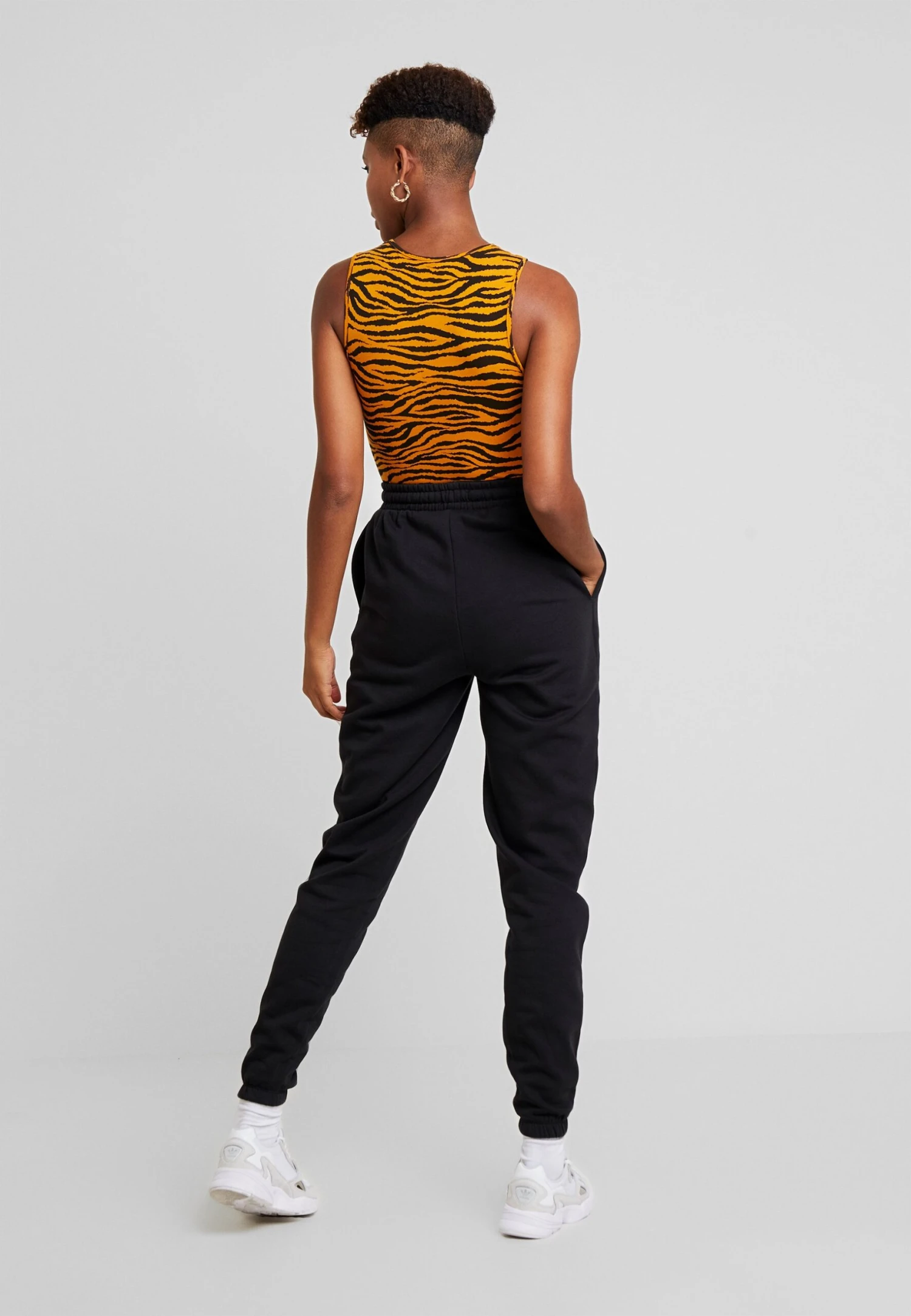 Even&Odd Pantaloni SportiviBlack Donna Pantaloni EV421A07Y-Q11 5 Even&Odd Pantaloni SportiviBlack Donna Pantaloni EV421A07Y-Q11 - immagine 3