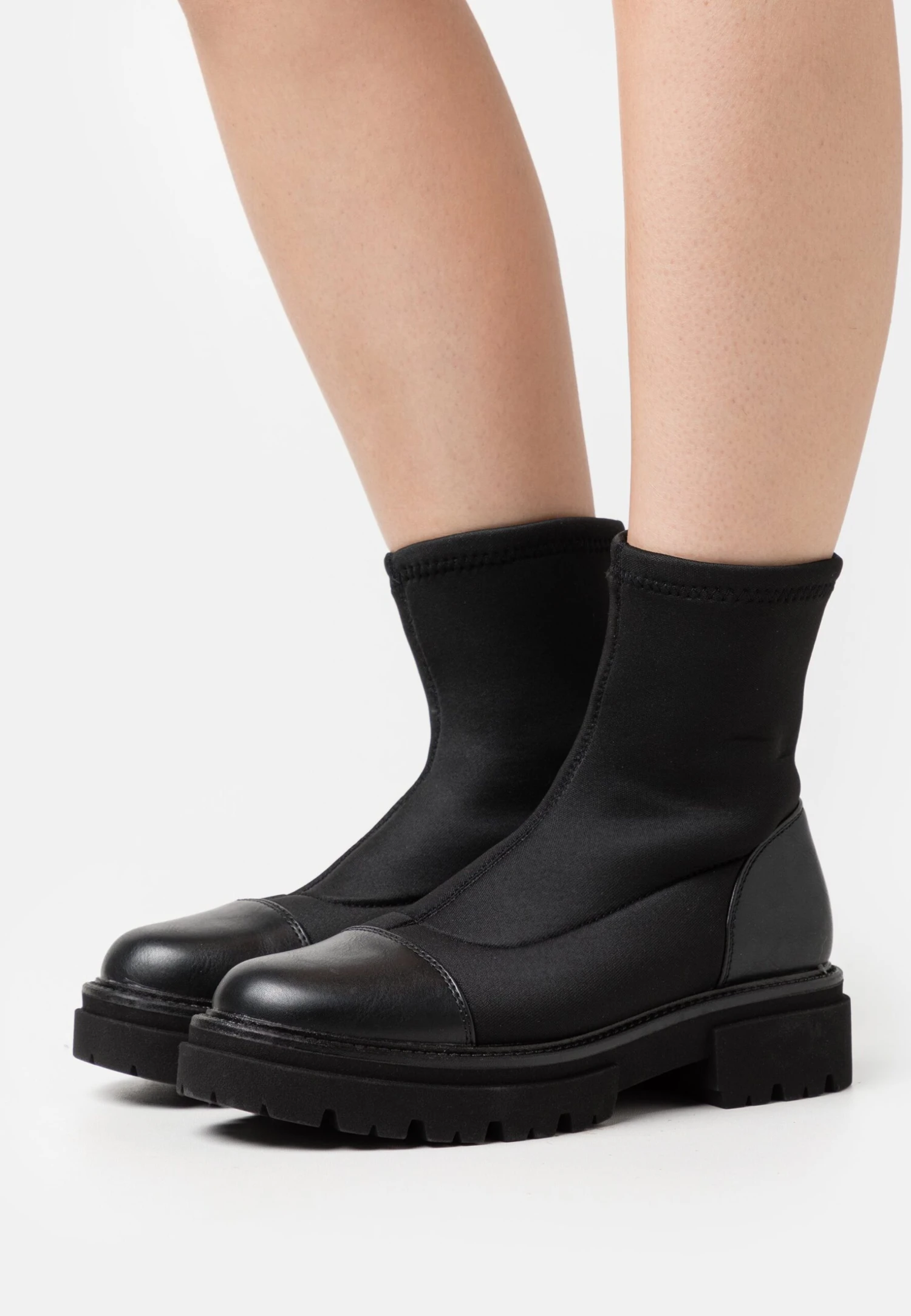 Stivaletti Con PlateauBlack Donna Stivaletti EVC11N02I-Q11 3 Stivaletti Con PlateauBlack Donna Stivaletti EVC11N02I-Q11