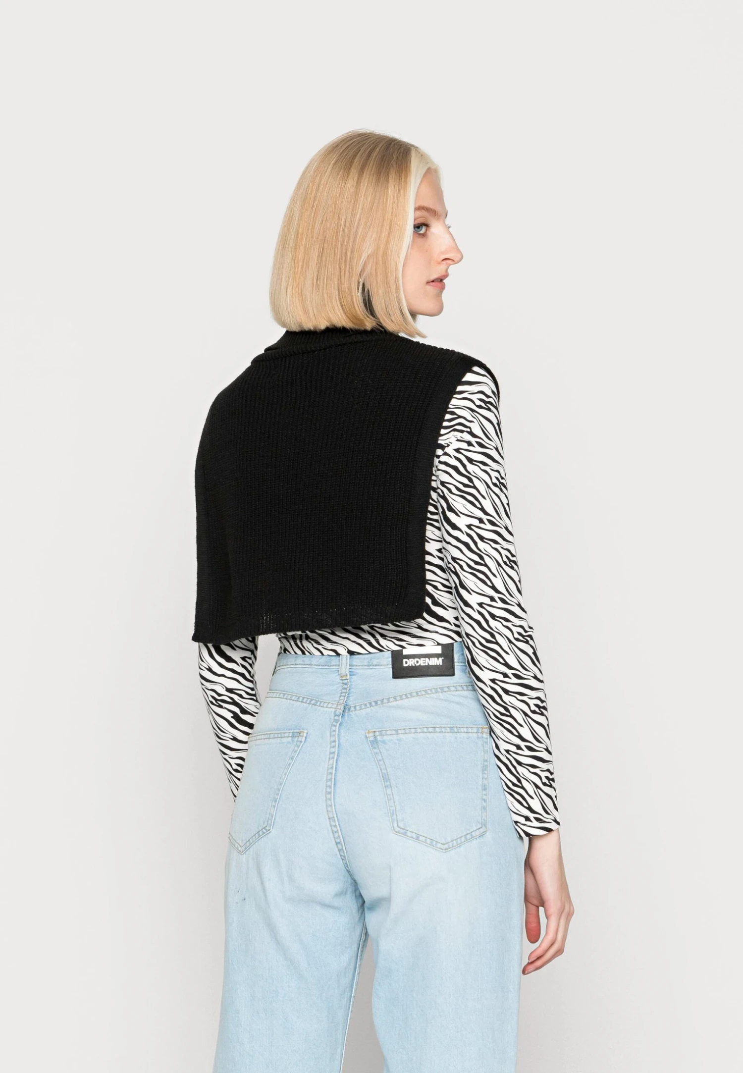 Even&Odd MantellaBlack Donna Giacche E Blazer EV451G08G-Q11 5 Even&Odd MantellaBlack Donna Giacche E Blazer EV451G08G-Q11 - immagine 3