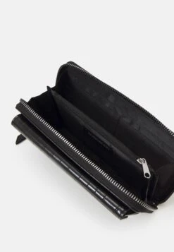 Even&Odd PortafoglioBlack Donna Portafogli E Portachiavi EV451F04D-Q11 8 Even&Odd PortafoglioBlack Donna Portafogli E Portachiavi EV451F04D-Q11 -Even&Odd d2a88298c65447e79b5cce2d89bb7d9b