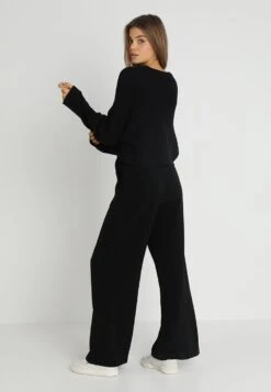 Even&Odd Cropped JumperMaglioneBlack Donna Maglieria EV421I09V-Q11 -Even&Odd d6afe0db0365435898fd3ca235660222