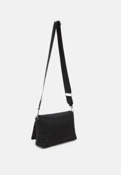 Even&Odd Borsa A TracollaBlack Donna Borse EV451H15F-Q11 -Even&Odd dbe047417c67443686c5fc059638eceb