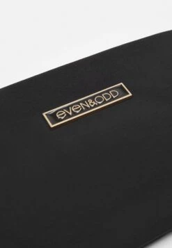 Even&Odd PortafoglioBlack Donna Portafogli E Portachiavi EV451F04J-Q11 -Even&Odd dc6dd32523ae48a7a17ab4ab84fd01ba