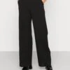 Even&Odd PantaloniBlack Donna Pantaloni EV421A0BH-Q11 2 Even&Odd PantaloniBlack Donna Pantaloni EV421A0BH-Q11 -Even&Odd f080c6ff9ce949f08994e20c46ff56e6