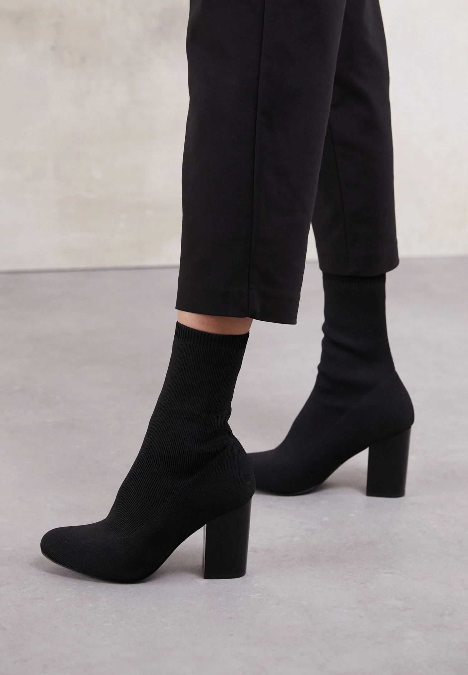 Even&Odd Stivaletti Con TaccoBlack Donna Stivaletti EV411N03E-Q12 4 Even&Odd Stivaletti Con TaccoBlack Donna Stivaletti EV411N03E-Q12 - immagine 2