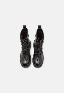 Even&Odd Stivaletti Con PlateauBlack Donna Stivaletti EV411N0IM-Q11 -Even&Odd fbf5e6b659874d3d85660ffc76ffca0b